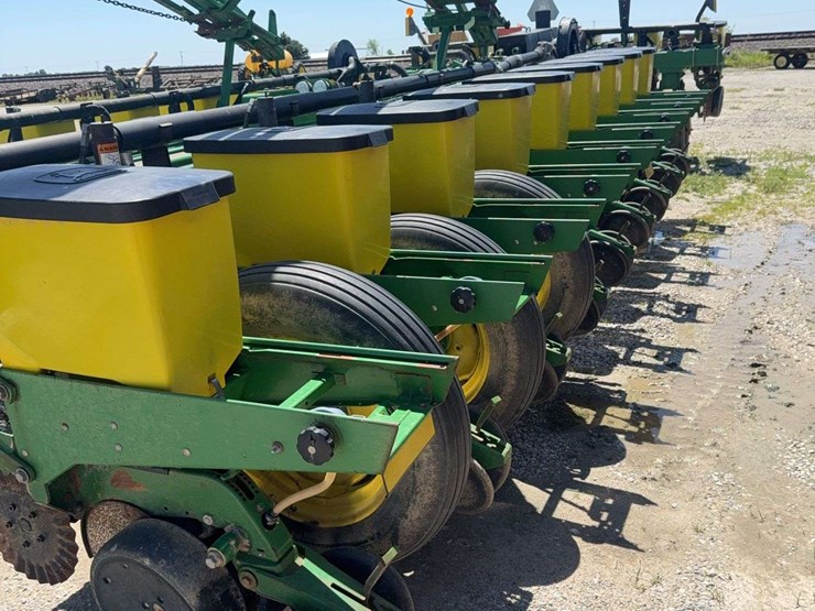 john-deere-1770-image-4