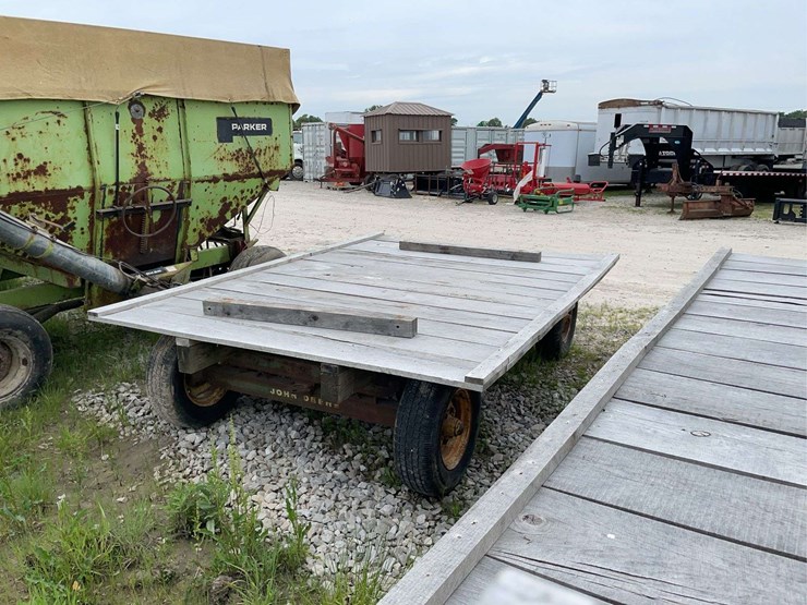 hay-rack-wagon,-jd-running-gear-with-oak-bed-image-4