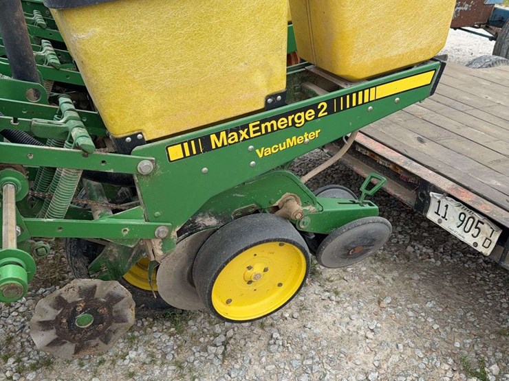 john-deere-7200-image-5