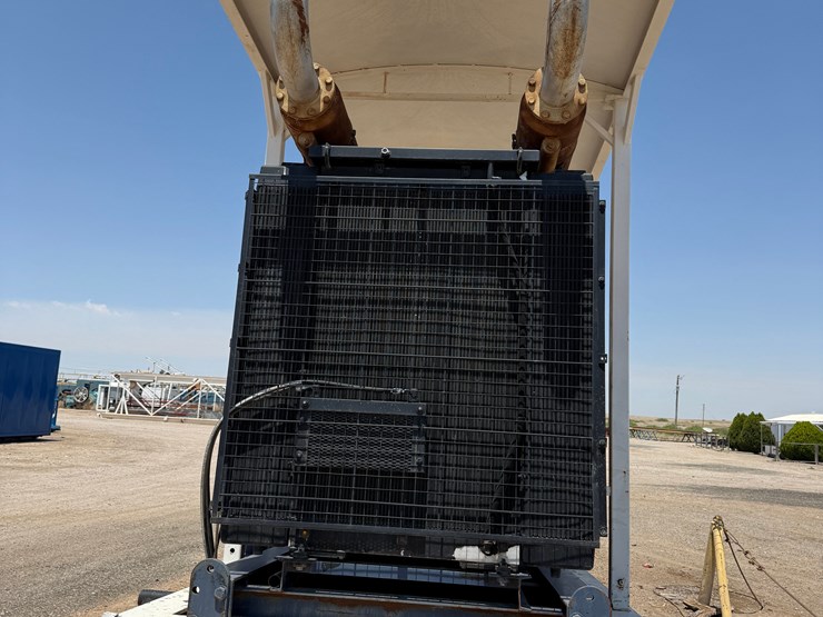 caterpillar-c32-image-2