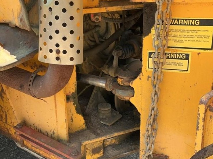 #131-•-bell-off-road-dump-truck-image-45