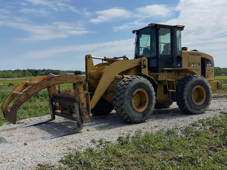caterpillar-928gz-image-2