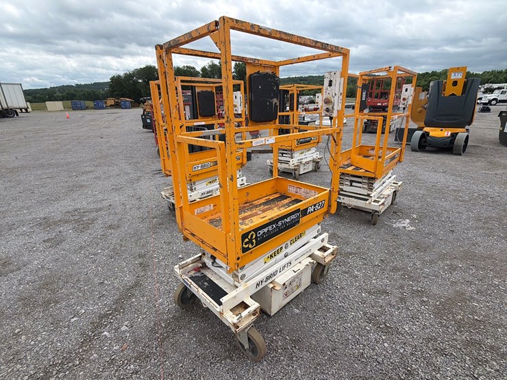 #93-•-hy-brid-pa-827-scissor-lift-image-1
