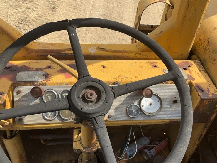 caterpillar-621-image-17