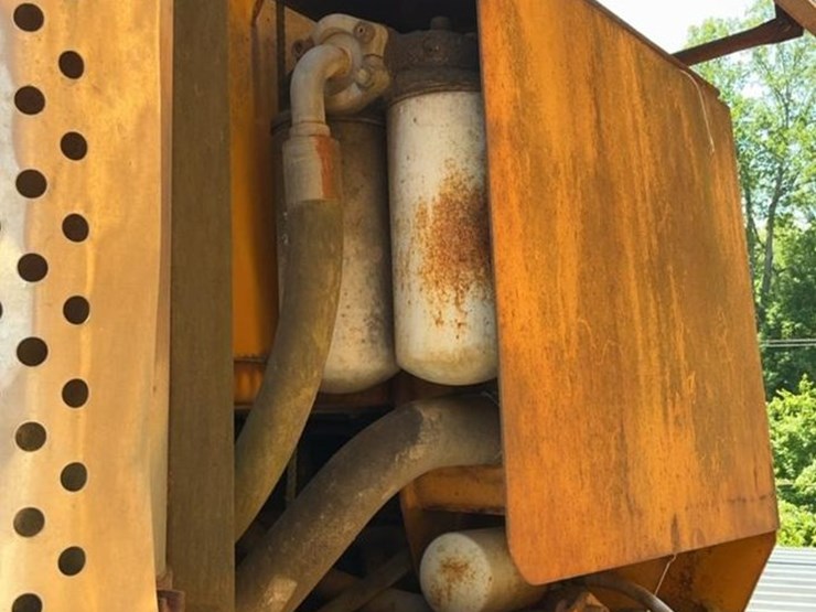 #131-•-bell-off-road-dump-truck-image-47
