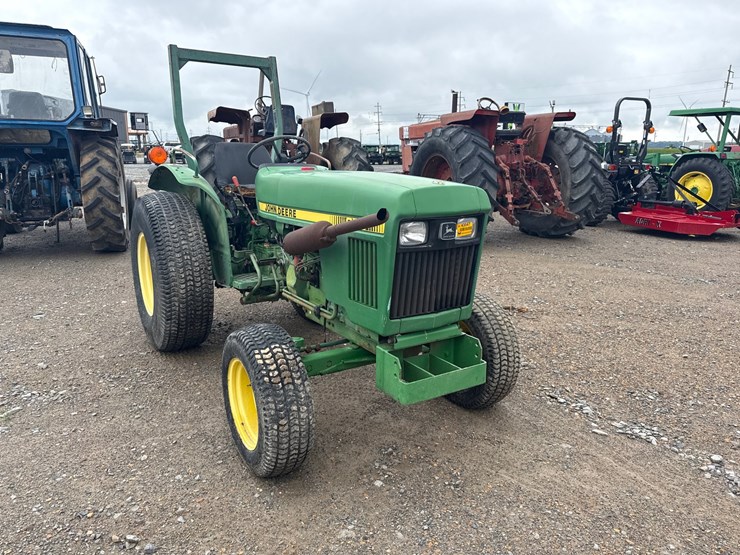 john-deere-850-image-2