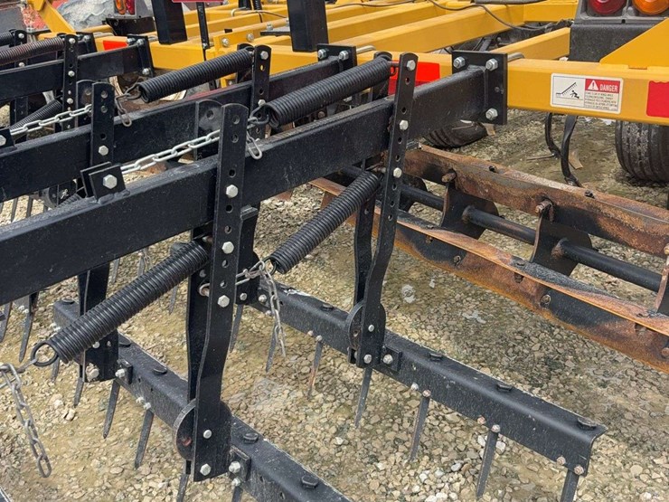 2016-landoll-875-21-image-14