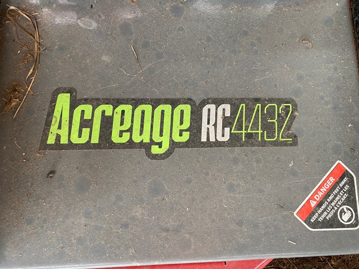 #3575-•-earthquake-acreage-rc4432-rough-cut-pull-behind-mower-deck-image-4