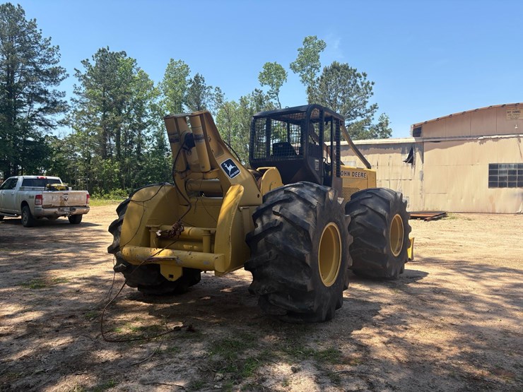 1983-john-deere-640-image-7