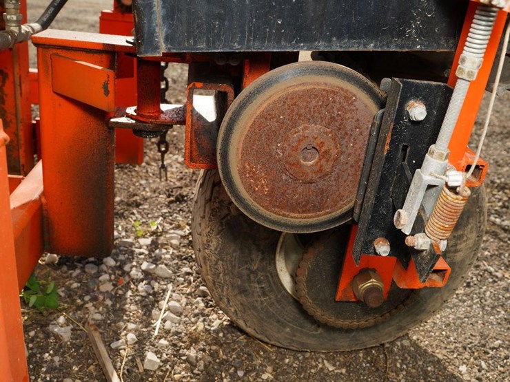#107-•-2006-rough-terrain-walk-behind-forklift-image-26