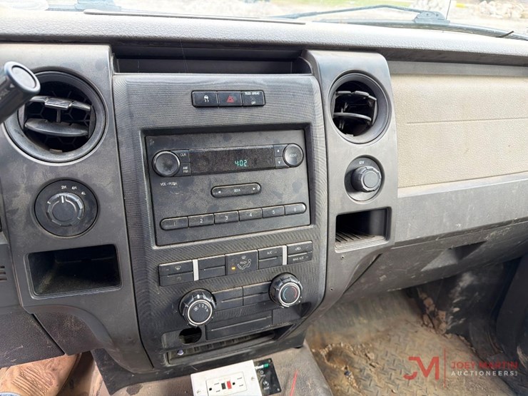 2010-ford-f150-xl-image-14