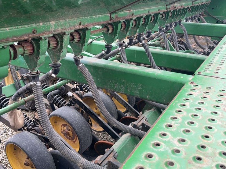 john-deere-750-image-15