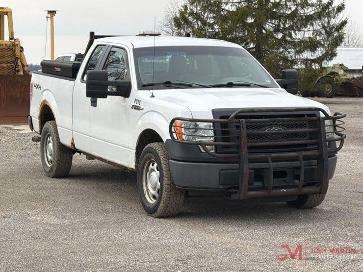 2010-ford-f150-xl-image-1