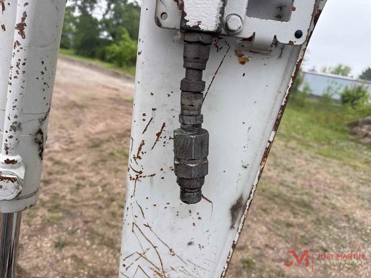 2019-takeuchi-tb235-2-image-20