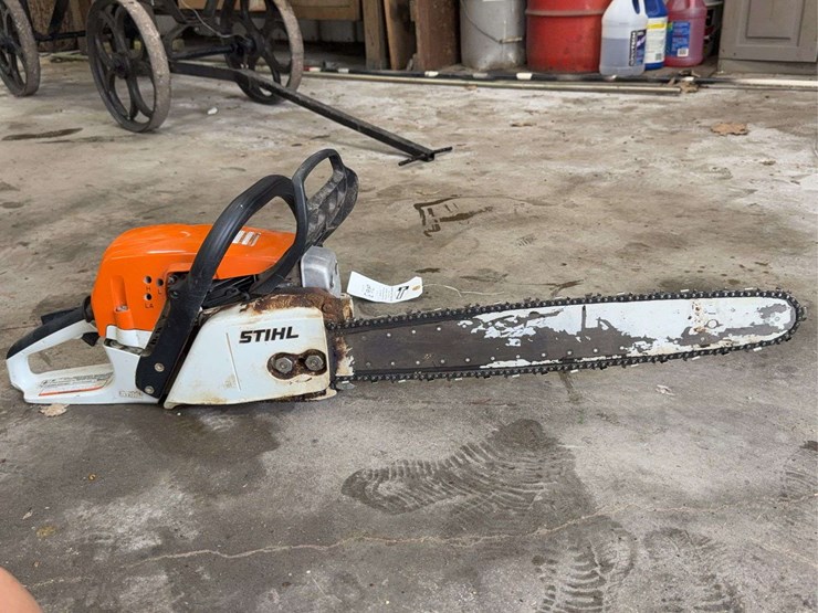 stihl-ms-291-chainsaw-with-stihl-2-cycle-engine-oil-image-6