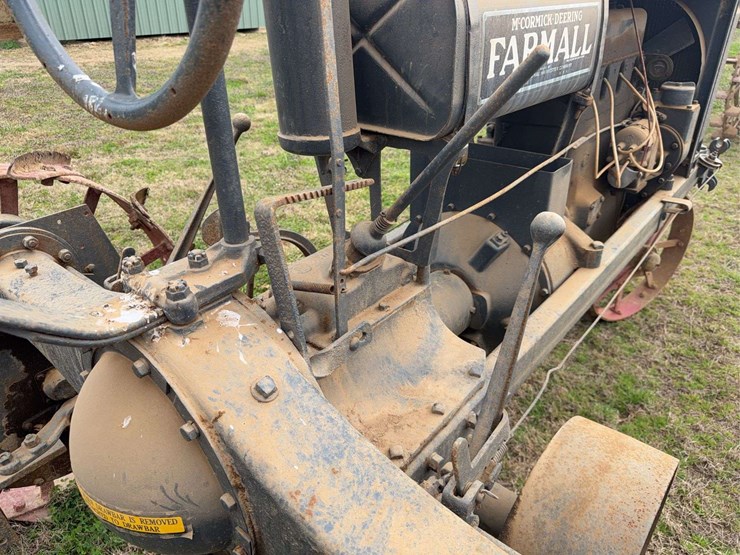 farmall-f-20-image-34