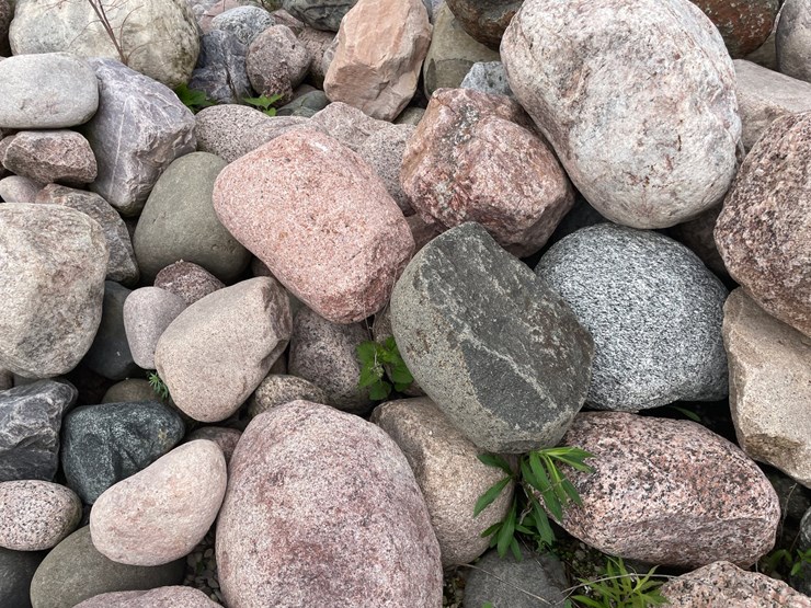 #6009-•-rock-pile-image-4