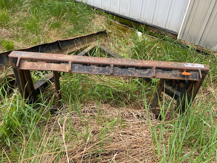 #3565-•-universal-mount-feed-pusher-image-5