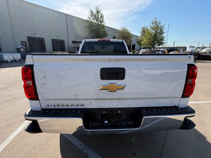 2015-chevrolet-silverado-1500-image-8