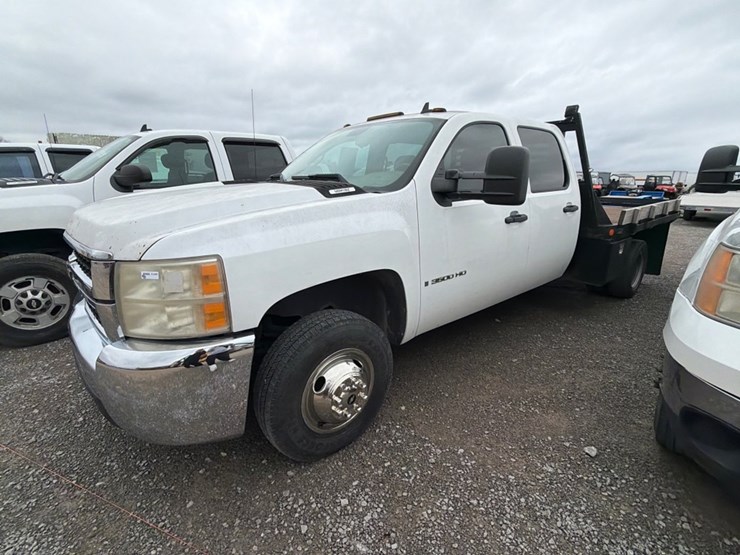2007-chevrolet-3500hd-image-1
