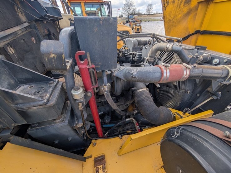 2008-komatsu-hm400-2-image-13