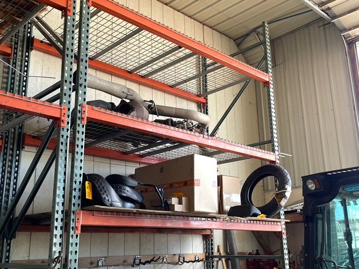 #6088-•-8'-section-of-pallet-racking-image-1