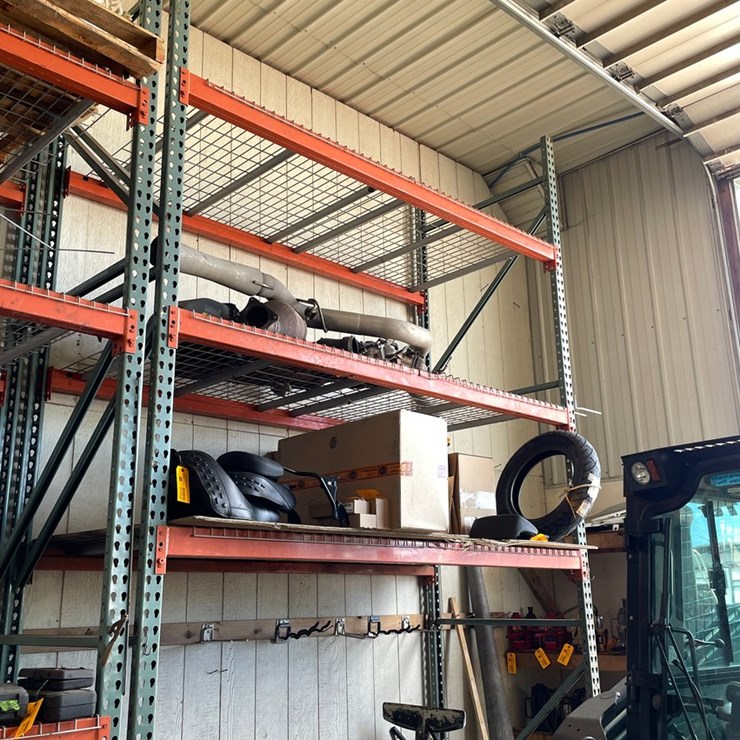 #6088 • 8' Section of Pallet Racking