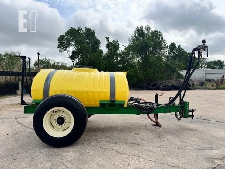 ag-spray-equipment-tr300e-image-3