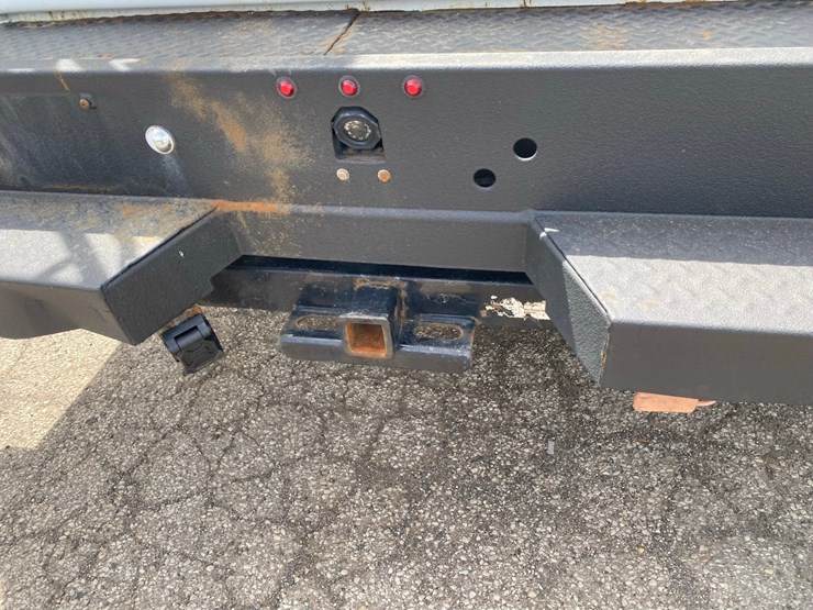 2019-ford-f-450-service-truck-image-34