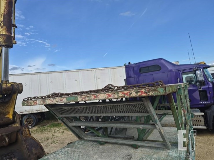 hydro-mobile-lift-platform-image-2