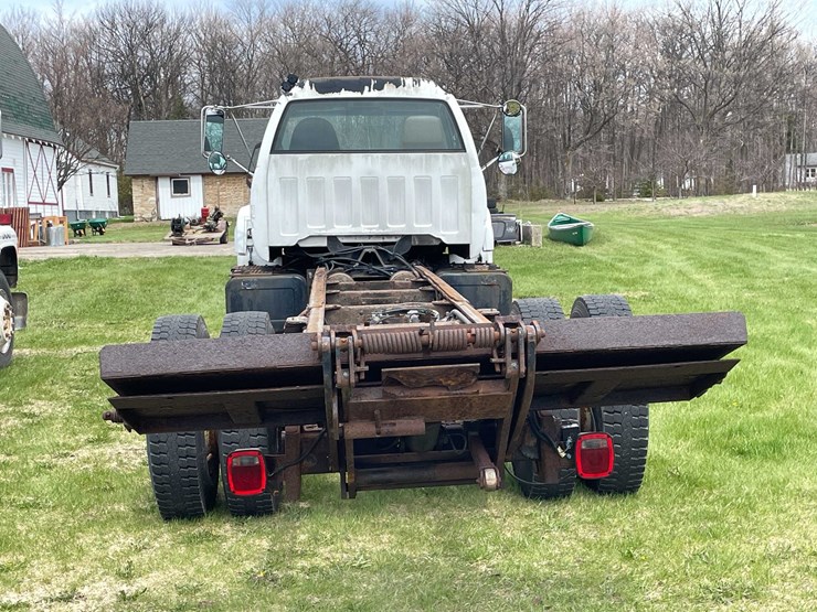 #4157-•-2000-gmc-c7500-(has-wi,-title)-image-6