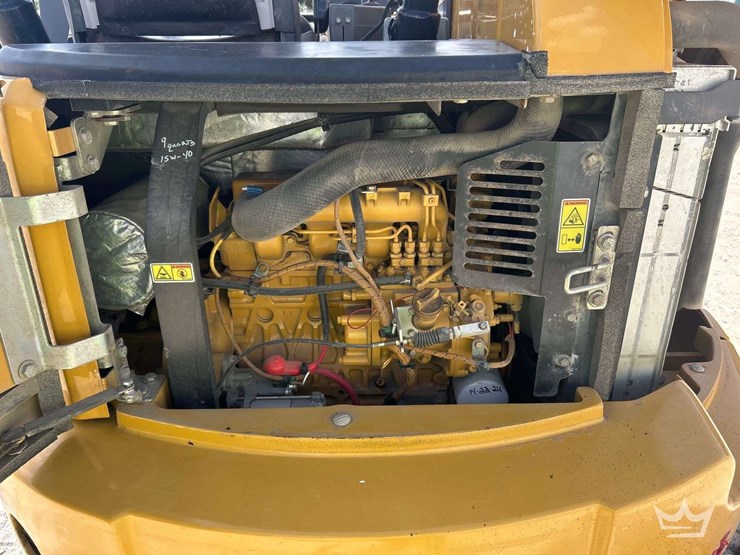 caterpillar-305e-mini-excavator-image-9