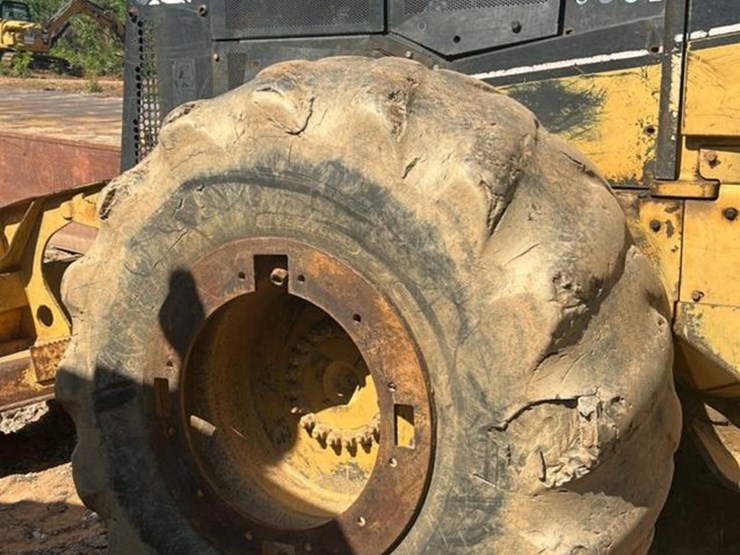 caterpillar-535b-image-8