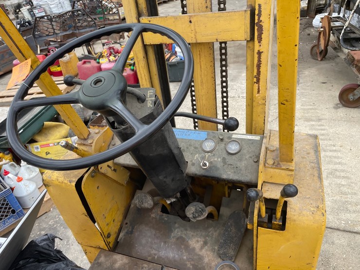 #6011-•-1954-allis-chalmers-model-66-lp-forklift-image-10