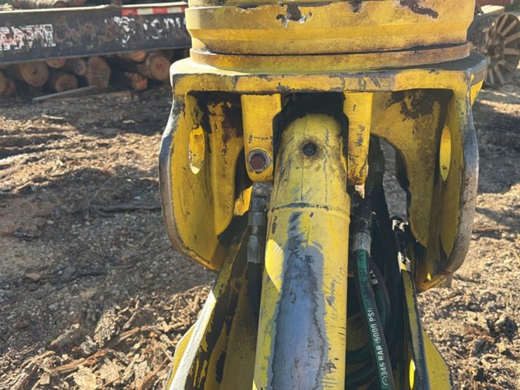 2018-deere-437e-image-18