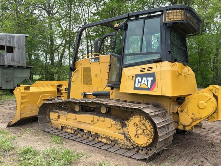 2018-caterpillar-d6k-image-3