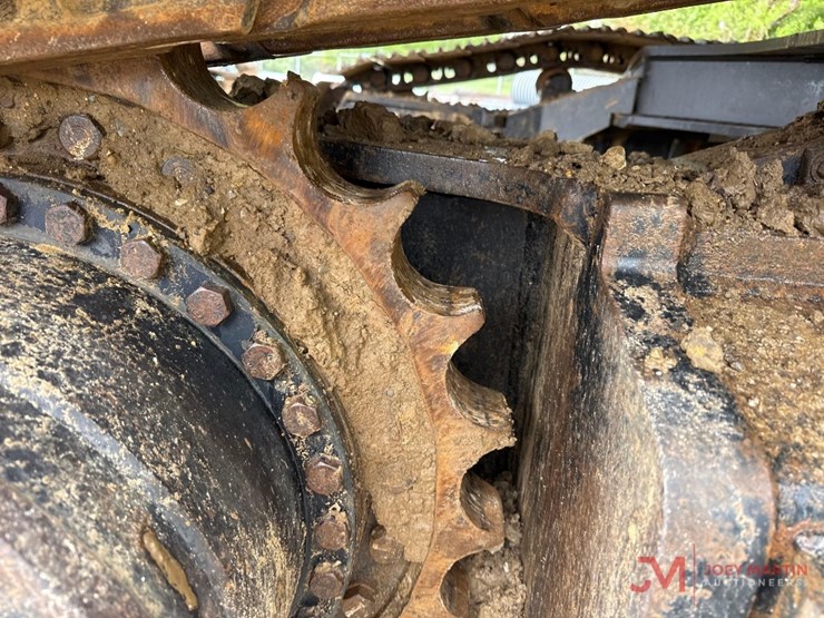 2004-deere-450c-lc-image-9