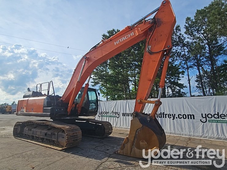 2018-hitachi-zx350-image-7