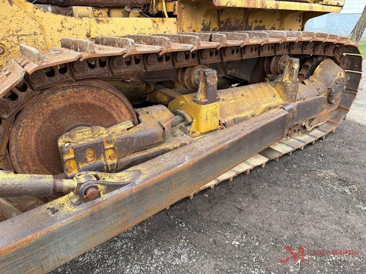 caterpillar-d7f-image-17