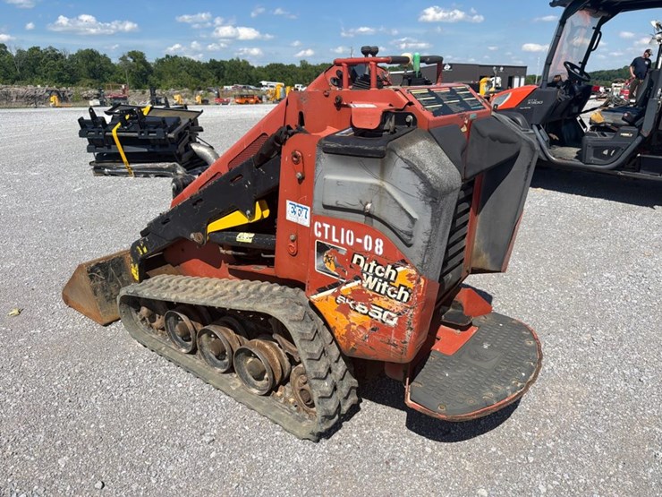 2015-ditch-witch-sk850-image-6