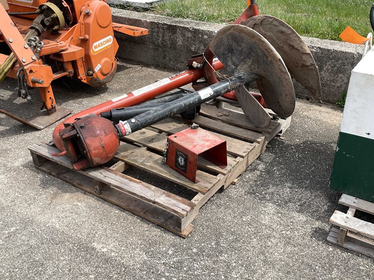 #4164-•-rhino-tractor-mounted-post-hole-auger-image-4
