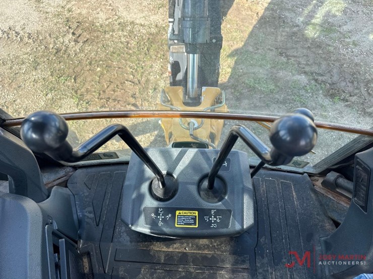 2013-deere-310k-ep-image-29