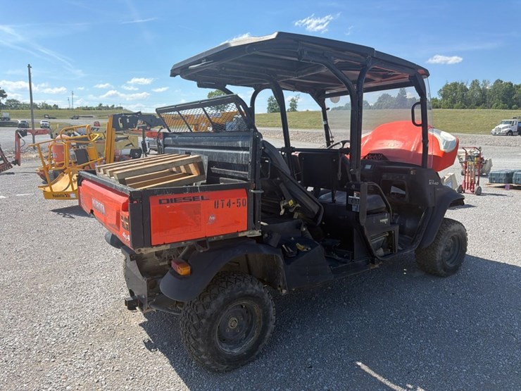 2018-kubota-rtvx1140-image-3