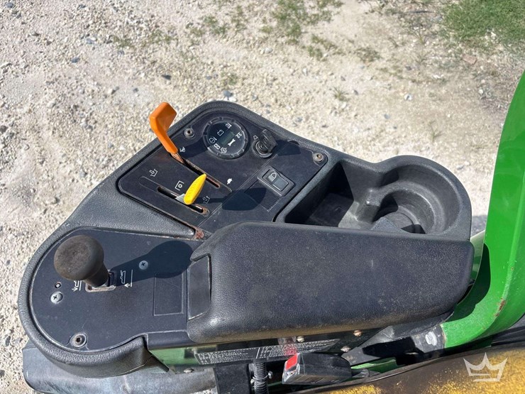 2018-john-deere-2500b-image-20
