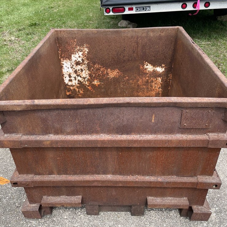 #4179 • Metal Box