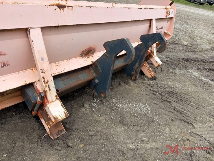 buyers-10'-snow-plow-loader-attachment-image-7