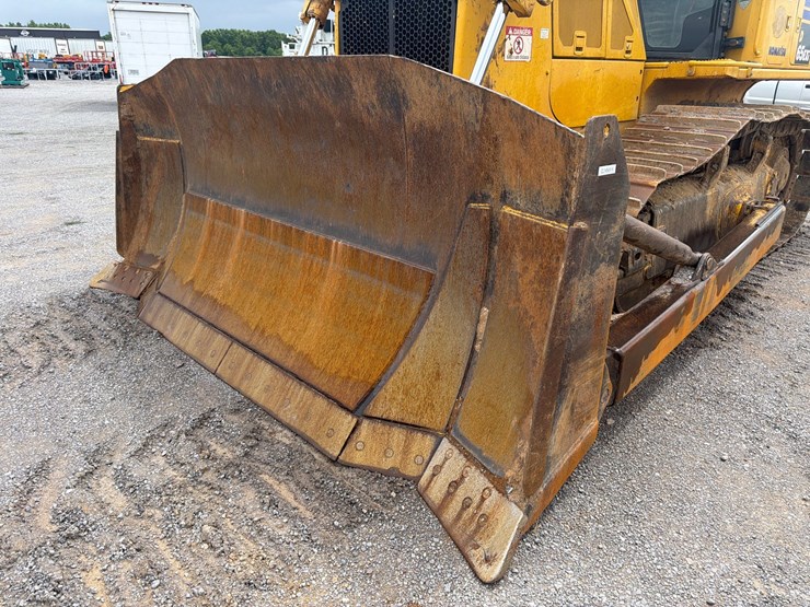 komatsu-d65exi-18-image-10