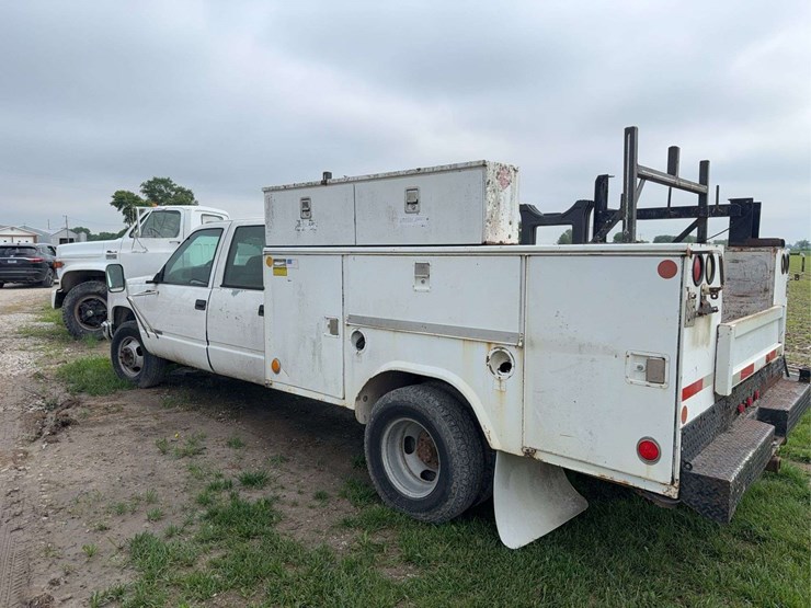2000-chevrolet-3500-image-7
