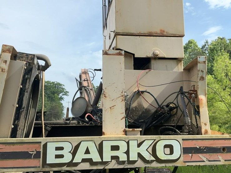 1999-barko-160e-image-57