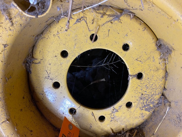 #3558-•-(4)-caterpillar-skid-steer-tires-on-rims-image-4